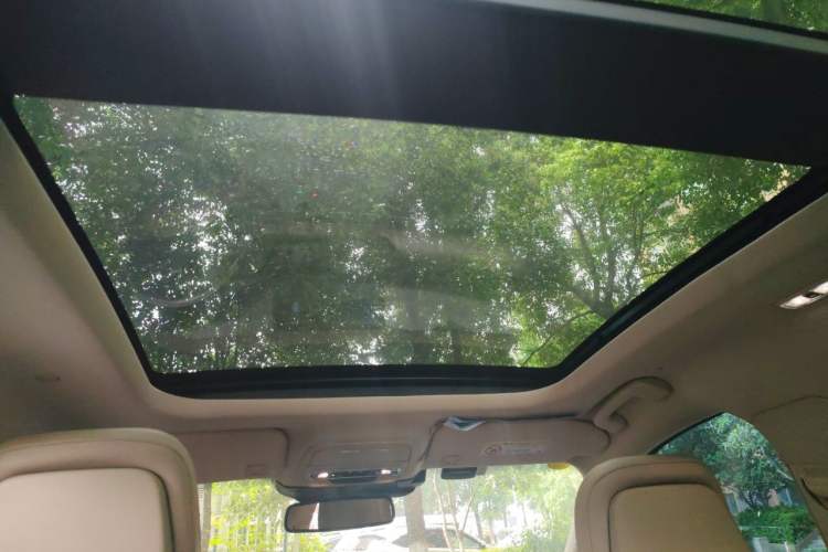 Used Lincoln Corsair 2020 2.0T Four-Wheel Drive Prestige Edition Headliner
