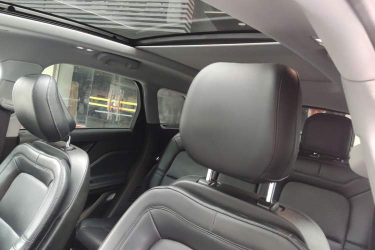 Used Lincoln Corsair 2020 2.0T Two-Wheel Drive Luxury Edition Headliner