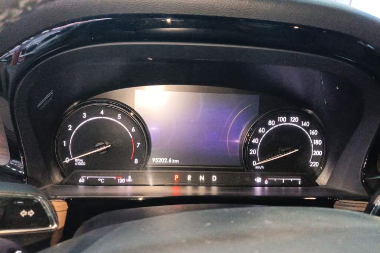 Used Lincoln Corsair 2020 2.0T Two-Wheel Drive Luxury Edition Instrument Cluster