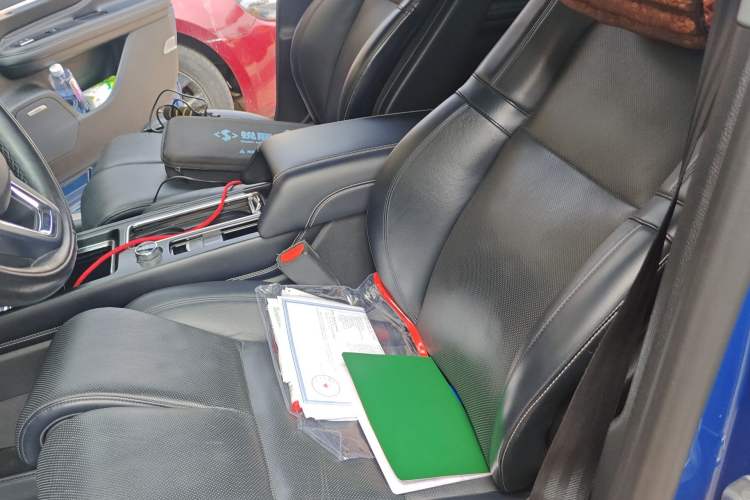 Used Lincoln Corsair 2020 2.0T Four-Wheel Drive Prestige Edition Left Front Seat