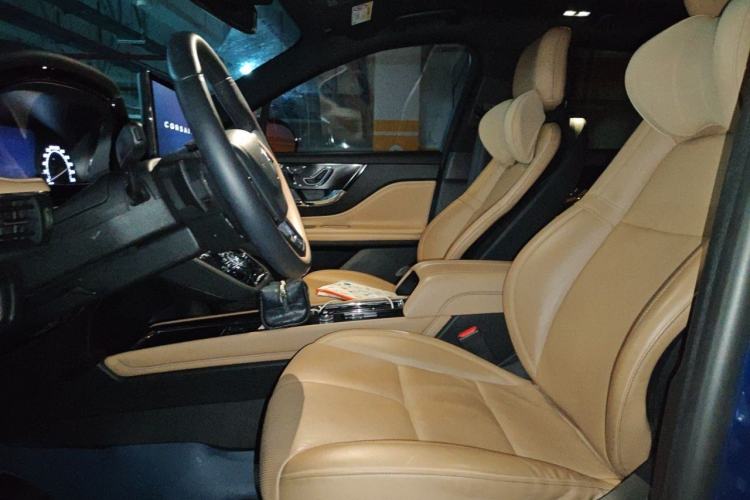 Used Lincoln Corsair 2020 2.0T Two-Wheel Drive Luxury Edition Left Front Seat