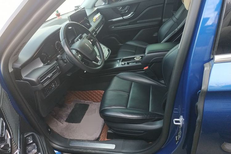 Used Lincoln Corsair 2020 2.0T Two-Wheel Drive Luxury Edition Left Front Seat