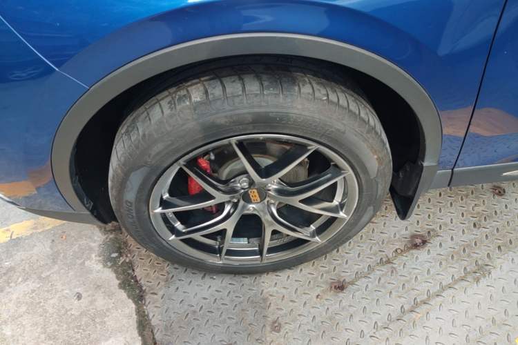 Used Lincoln Corsair 2020 2.0T Two-Wheel Drive Luxury Edition Left Front Wheel Hub