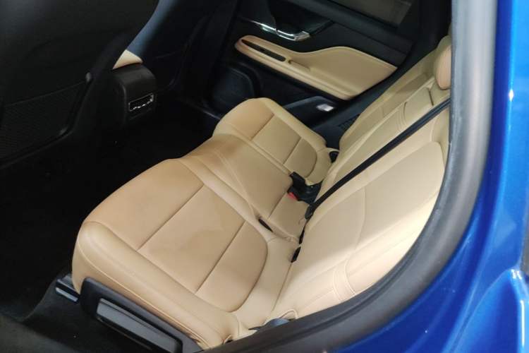 Used Lincoln Corsair 2020 2.0T Two-Wheel Drive Luxury Edition Left Rear Seat