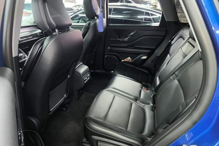 Used Lincoln Corsair 2020 2.0T Two-Wheel Drive Luxury Edition Left Rear Seat