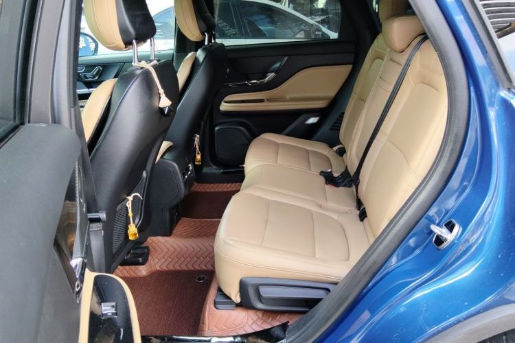 Used Lincoln Corsair 2020 2.0T Four-Wheel Drive Prestige Edition Left Rear Seat