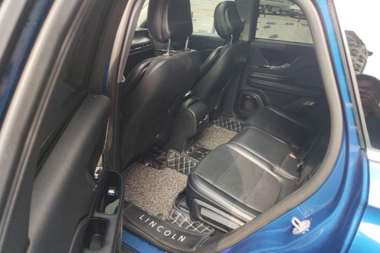 Used Lincoln Corsair 2020 2.0T Two-Wheel Drive Luxury Edition Left Rear Seat