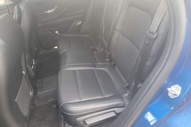 Used Lincoln Corsair 2020 2.0T Two-Wheel Drive Luxury Edition Left Rear Seat