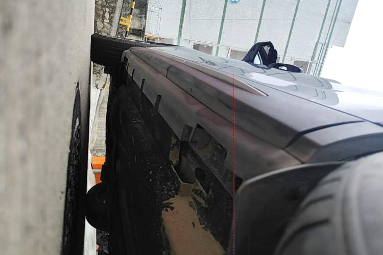 Used Lincoln Corsair 2020 2.0T Four-Wheel Drive Prestige Edition Left Side Sill