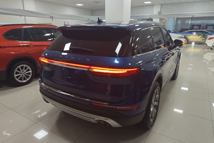 Used Lincoln Corsair 2020 2.0T Two-Wheel Drive Luxury Edition Rear Right 45 Deg