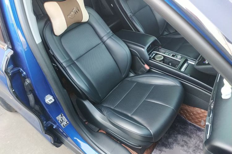 Used Lincoln Corsair 2020 2.0T Two-Wheel Drive Luxury Edition Right Front Seat