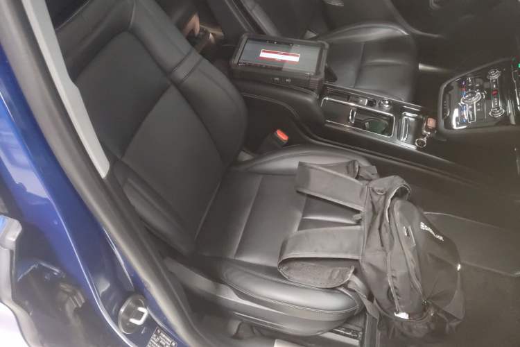 Used Lincoln Corsair 2020 2.0T Two-Wheel Drive Luxury Edition Right Front Seat