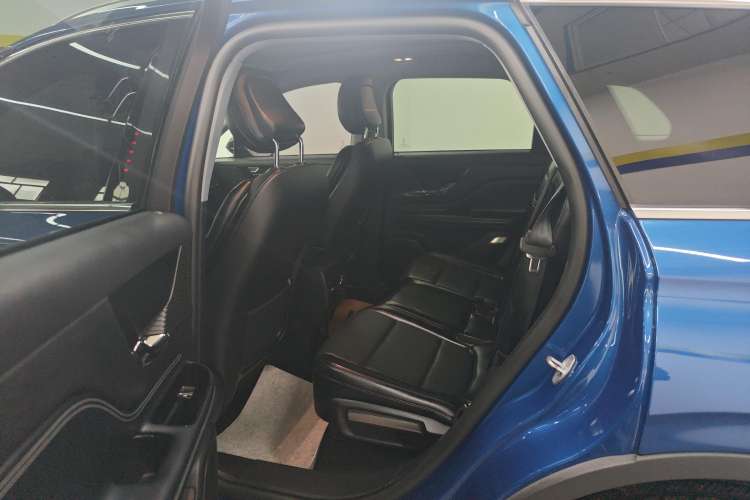 Used Lincoln Corsair 2020 2.0T Four-Wheel Drive Luxury Edition Right Rear Seat