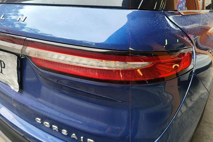 Used Lincoln Corsair 2020 2.0T Four-Wheel Drive Prestige Edition Right Rear Taillight