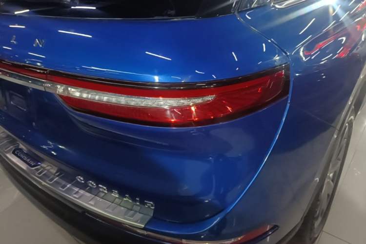 Used Lincoln Corsair 2020 2.0T Two-Wheel Drive Luxury Edition Right Rear Taillight