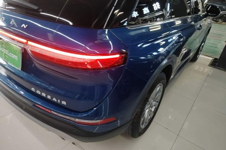 Used Lincoln Corsair 2020 2.0T Two-Wheel Drive Luxury Edition Right Rear Taillight