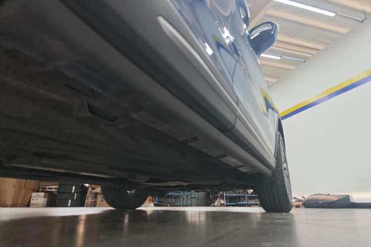 Used Lincoln Corsair 2020 2.0T Four-Wheel Drive Luxury Edition Right Side Sill
