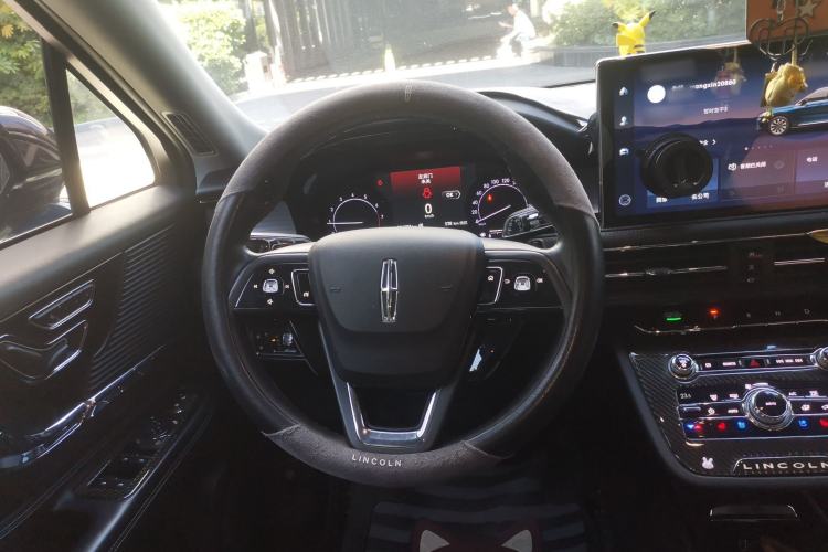 Used Lincoln Corsair 2020 2.0T Two-Wheel Drive Luxury Edition Steering Wheel