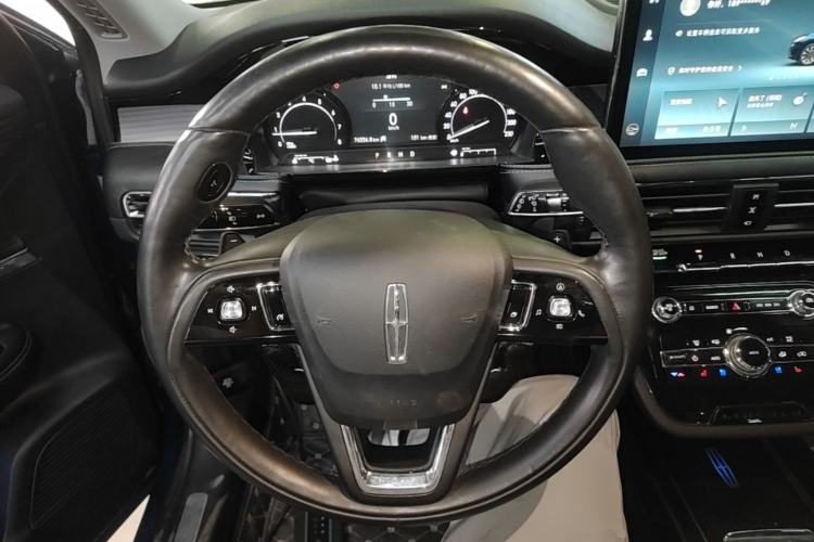 Used Lincoln Corsair 2020 2.0T Two-Wheel Drive Luxury Edition Steering Wheel