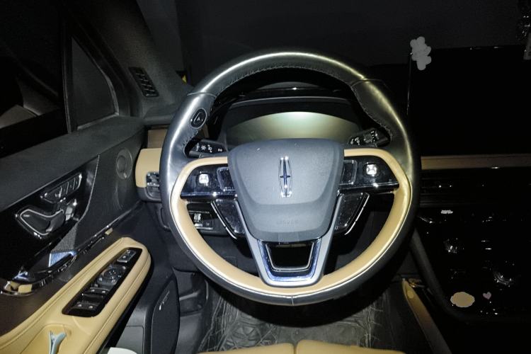 Used Lincoln Corsair 2020 2.0T Four-Wheel Drive Prestige Edition Steering Wheel