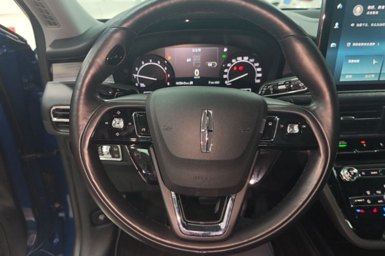 Used Lincoln Corsair 2020 2.0T Two-Wheel Drive Luxury Edition Steering Wheel