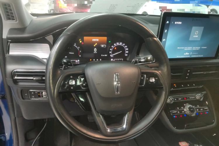 Used Lincoln Corsair 2020 2.0T Two-Wheel Drive Luxury Edition Steering Wheel