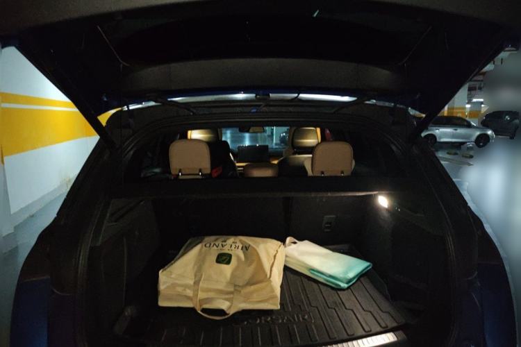 Used Lincoln Corsair 2020 2.0T Two-Wheel Drive Luxury Edition Trunk