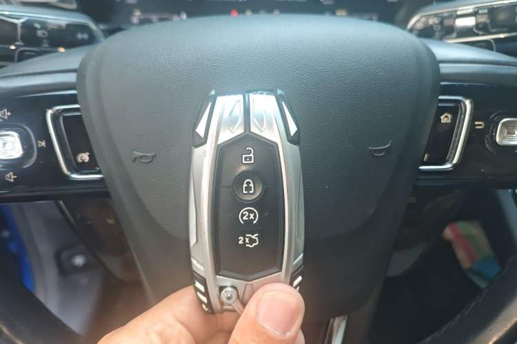 Used Lincoln Corsair 2020 2.0T Two-Wheel Drive Luxury Edition Vehicle Key