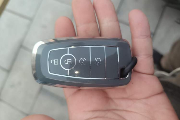 Used Lincoln Corsair 2020 2.0T Two-Wheel Drive Luxury Edition Vehicle Key