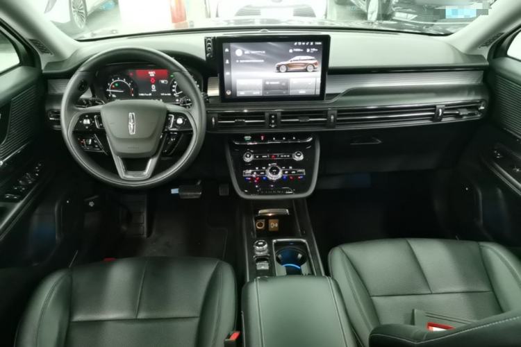 Used Lincoln Corsair 2020 2.0T Two-Wheel Drive Luxury Edition Center Console