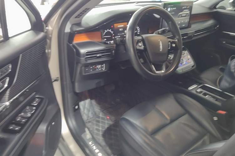 Used Lincoln Corsair 2020 2.0T Two-Wheel Drive Luxury Edition Driver Seat