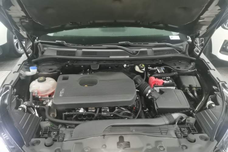 Used Lincoln Corsair 2020 2.0T Two-Wheel Drive Luxury Edition Engine Bay