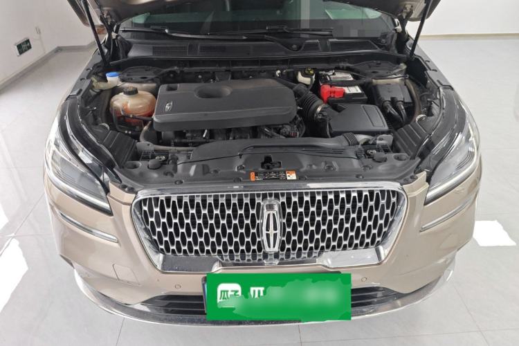 Used Lincoln Corsair 2020 2.0T Two-Wheel Drive Luxury Edition Engine Bay