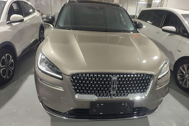 Used Lincoln Corsair 2020 2.0T Two-Wheel Drive Luxury Edition Front