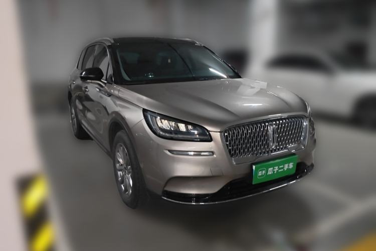 Used Lincoln Corsair 2020 2.0T Two-Wheel Drive Luxury Edition Front Right 45 Deg
