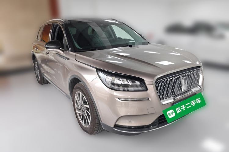 Used Lincoln Corsair 2020 2.0T Two-Wheel Drive Luxury Edition Front Right 45 Deg