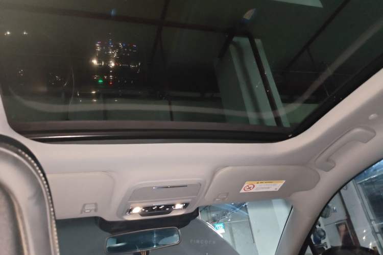 Used Lincoln Corsair 2020 2.0T Two-Wheel Drive Luxury Edition Headliner