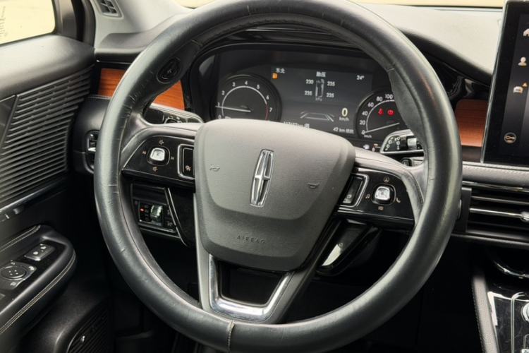 Used Lincoln Corsair 2020 2.0T Two-Wheel Drive Luxury Edition Interior 10