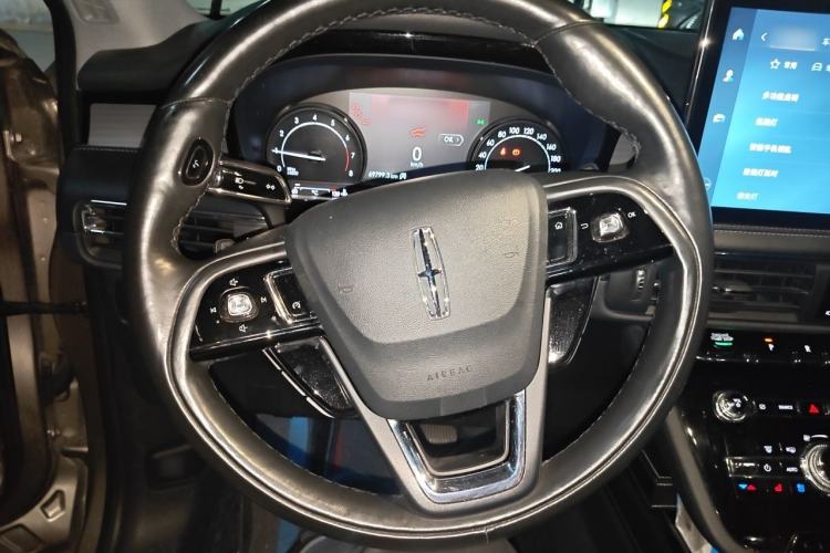 Used Lincoln Corsair 2020 2.0T Two-Wheel Drive Luxury Edition Steering Wheel