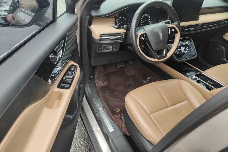 Used Lincoln Corsair 2020 2.0T Two-Wheel Drive Luxury Edition Driver Seat