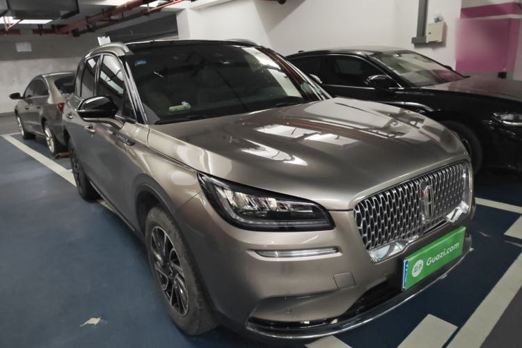 Used Lincoln Corsair 2020 2.0T Two-Wheel Drive Luxury Edition Front Right 45 Deg