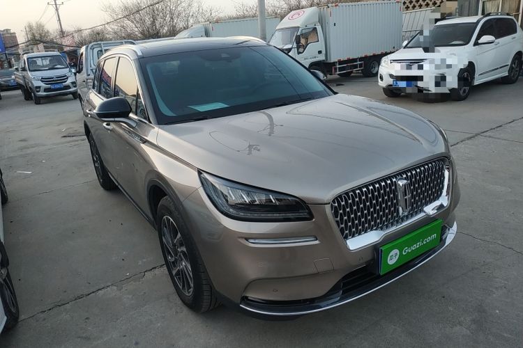 Used Lincoln Corsair 2020 2.0T Two-Wheel Drive Luxury Edition Front Right 45 Deg