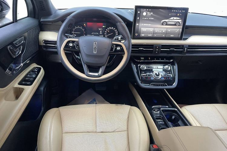 Used Lincoln Corsair 2020 2.0T Two-Wheel Drive Luxury Edition Interior 7