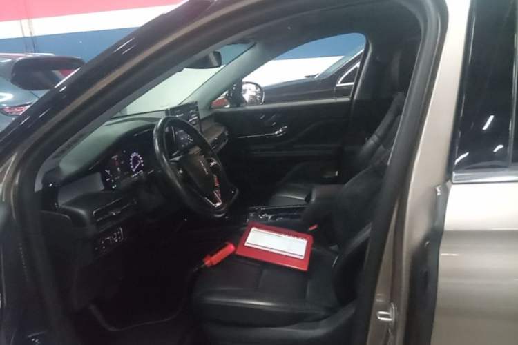 Used Lincoln Corsair 2020 2.0T Two-Wheel Drive Luxury Edition Left Front Seat