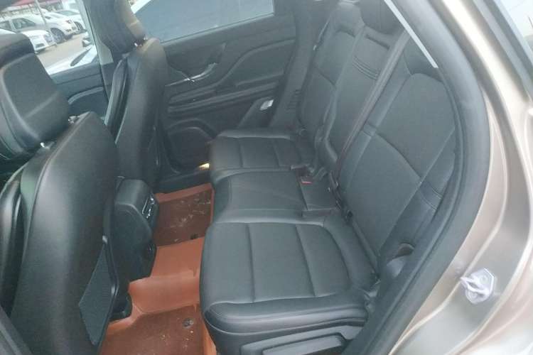 Used Lincoln Corsair 2020 2.0T Two-Wheel Drive Luxury Edition Left Rear Seat