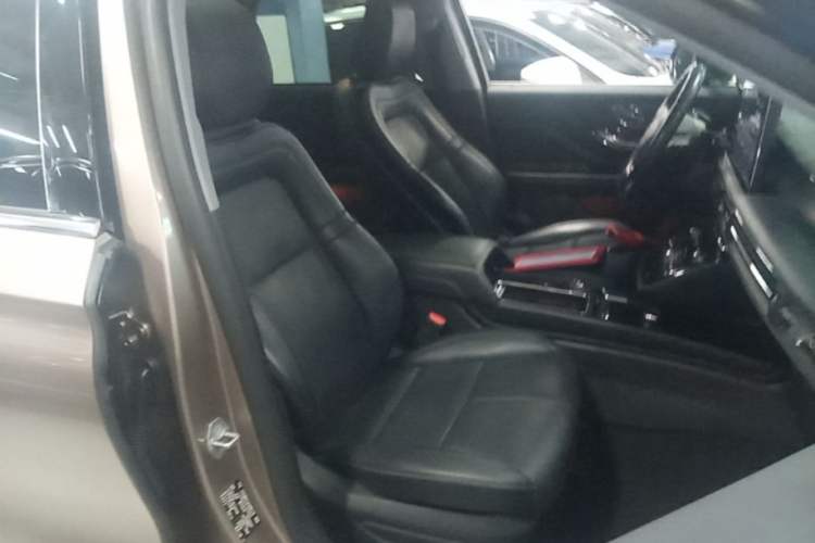 Used Lincoln Corsair 2020 2.0T Two-Wheel Drive Luxury Edition Right Front Seat