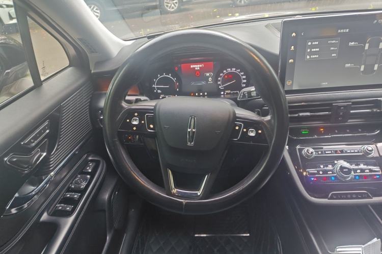 Used Lincoln Corsair 2020 2.0T Two-Wheel Drive Luxury Edition Steering Wheel