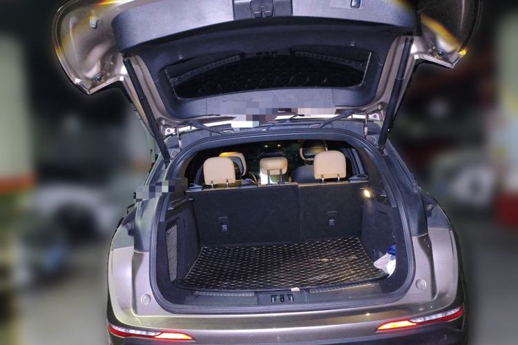 Used Lincoln Corsair 2020 2.0T Two-Wheel Drive Luxury Edition Trunk