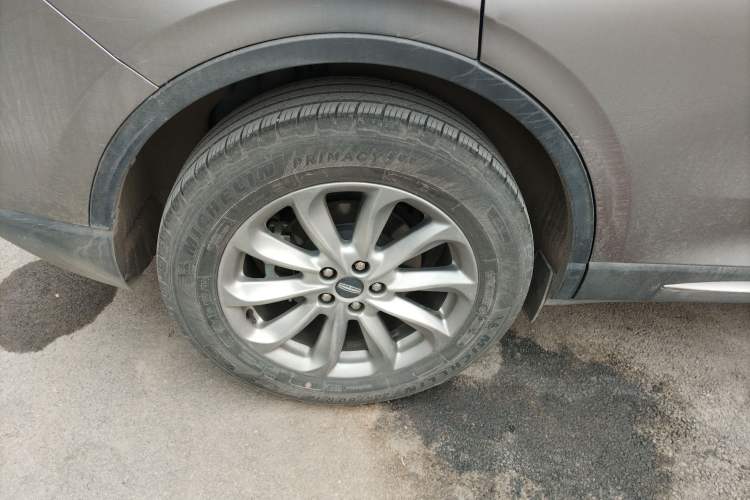 Used Lincoln Corsair 2020 2.0T Two-Wheel Drive Luxury Edition Right Rear Wheel Hub