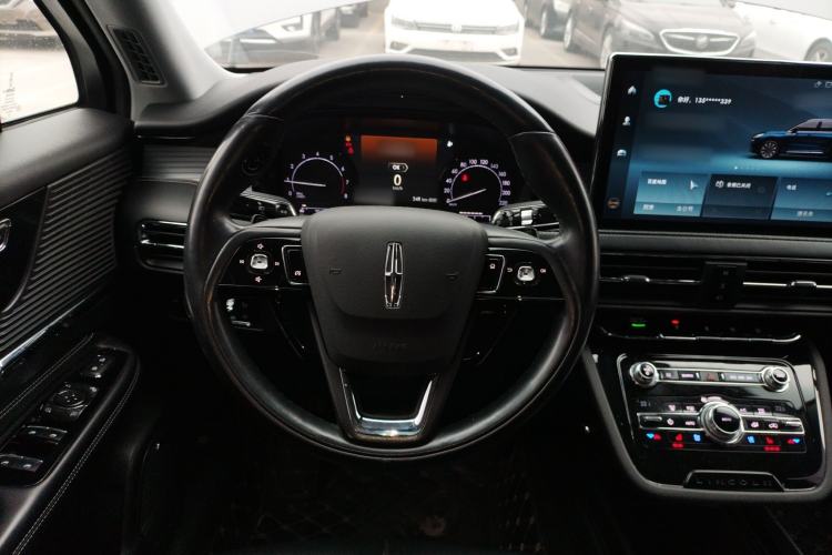 Used Lincoln Corsair 2020 2.0T Two-Wheel Drive Luxury Edition Steering Wheel